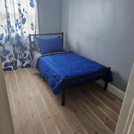 Small Cozy Room, Shared Bathroom بالتيمور المظهر الخارجي الصورة